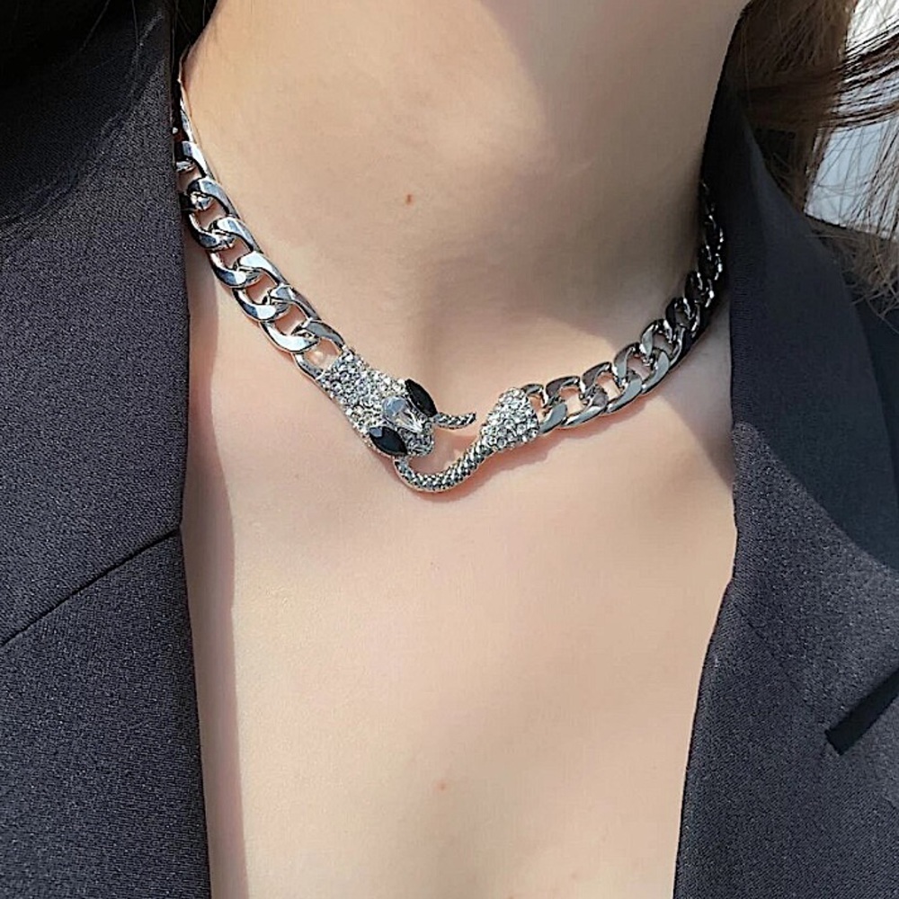 Silver Snake Hook Closure Zircon Choker - Picture 5 of 12
